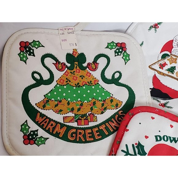 Vintage Christmas Pot Holders NOS Set of 4 - Picture 3 of 6